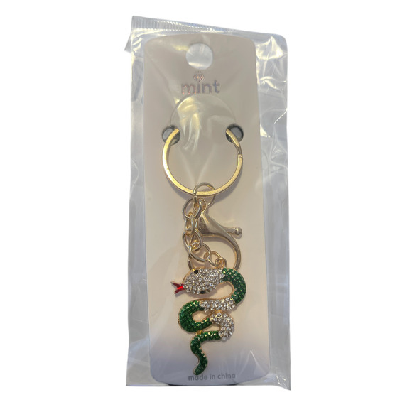 SNAKE KEYCHAIN YEAR OF THE SNAKE 2025 GREEN SPARKLES - Picture 1 of 1